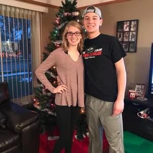 Meet your Posher, Hunter